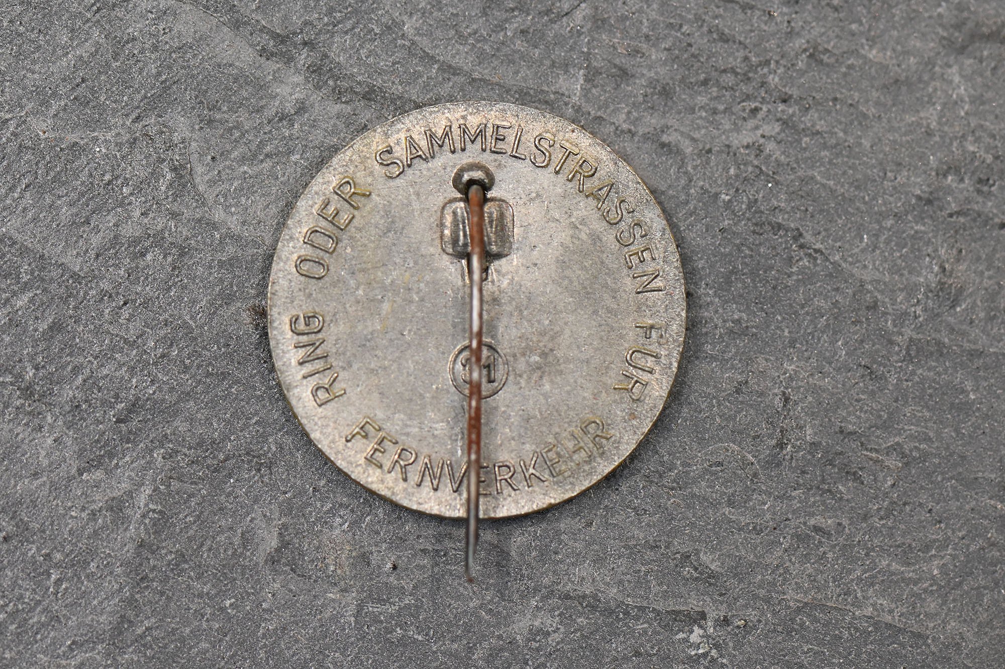 WHW traffic sign — image 2