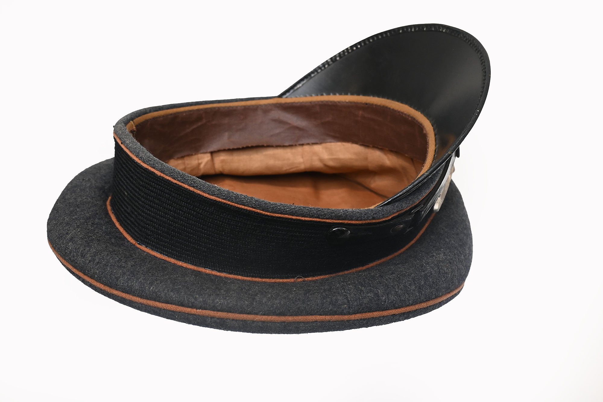 nachrichten schirmutze. — image 9