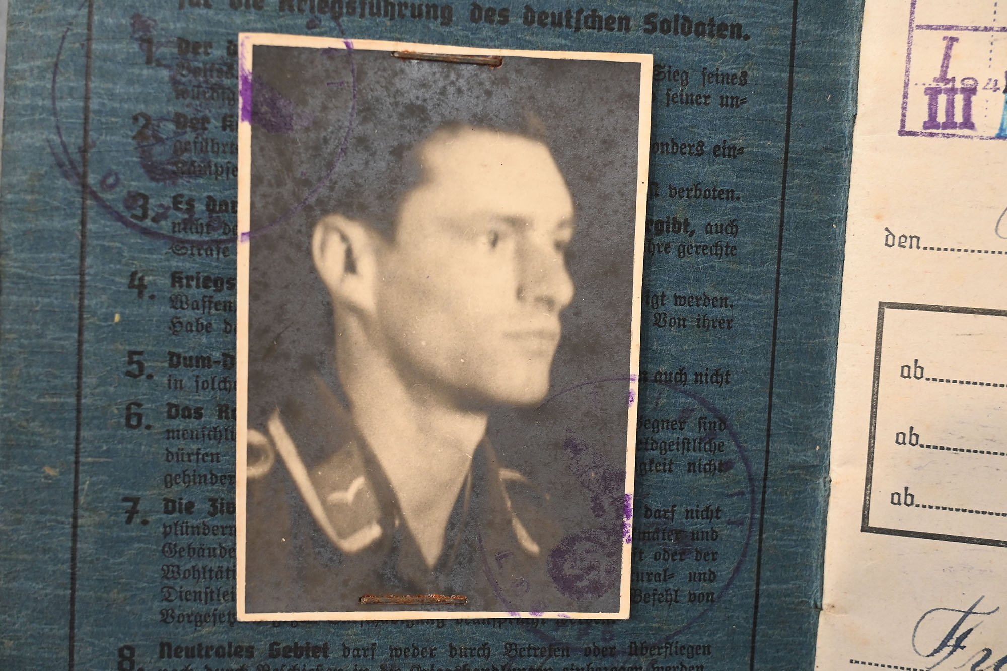 luftwaffe soldbuch — image 3