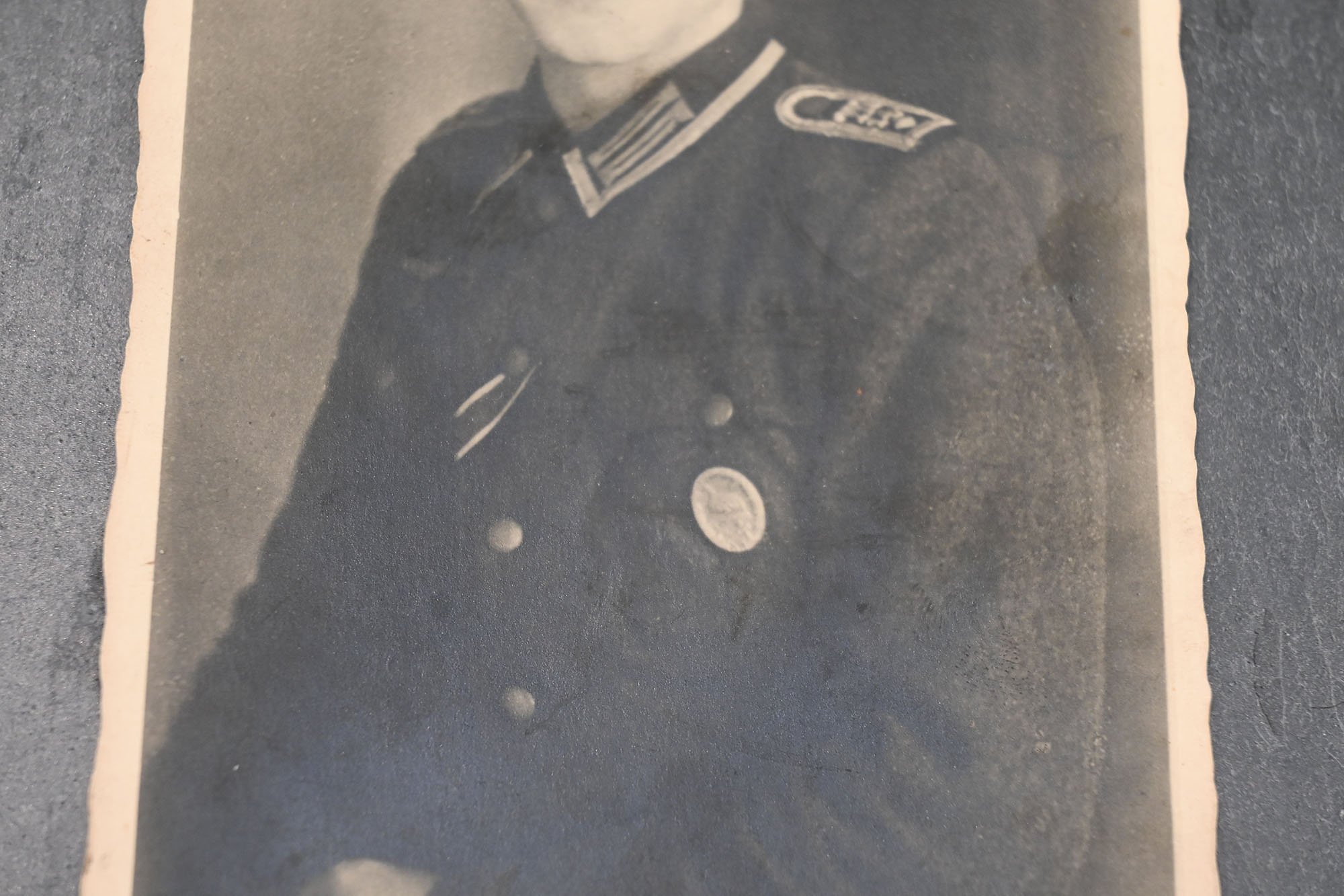 Wehrmacht soldier photo — image 2