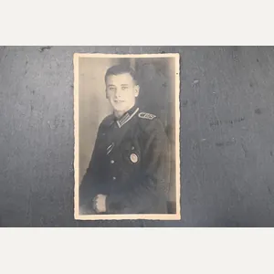 Wehrmacht soldier photo