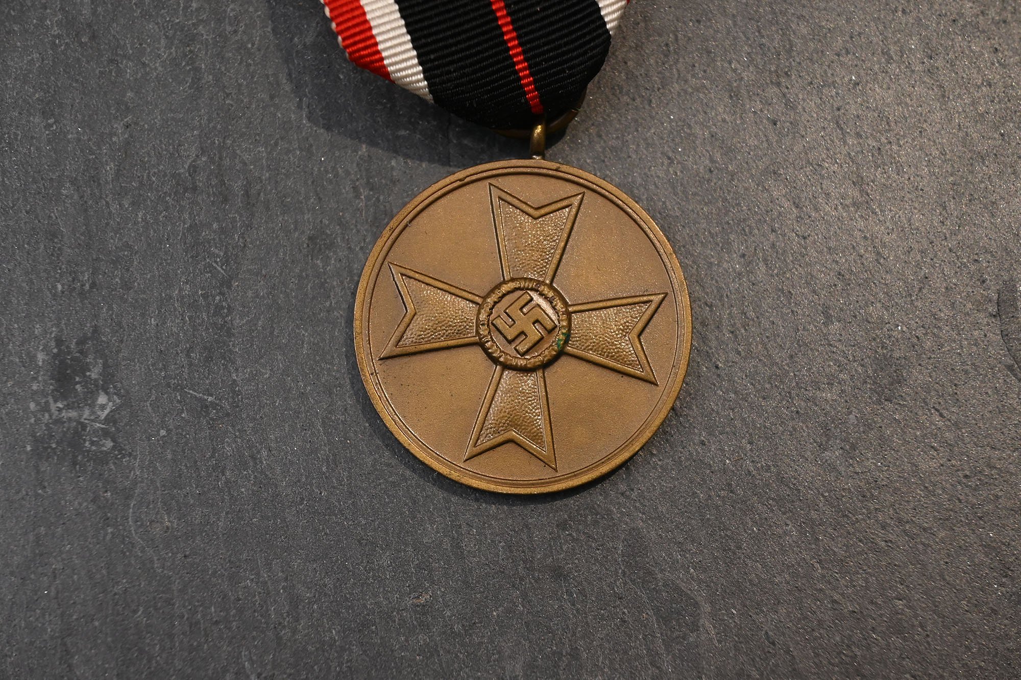 military merit medal — image 4