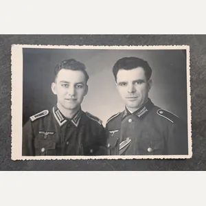 Wehrmacht postcard with 2 brothers