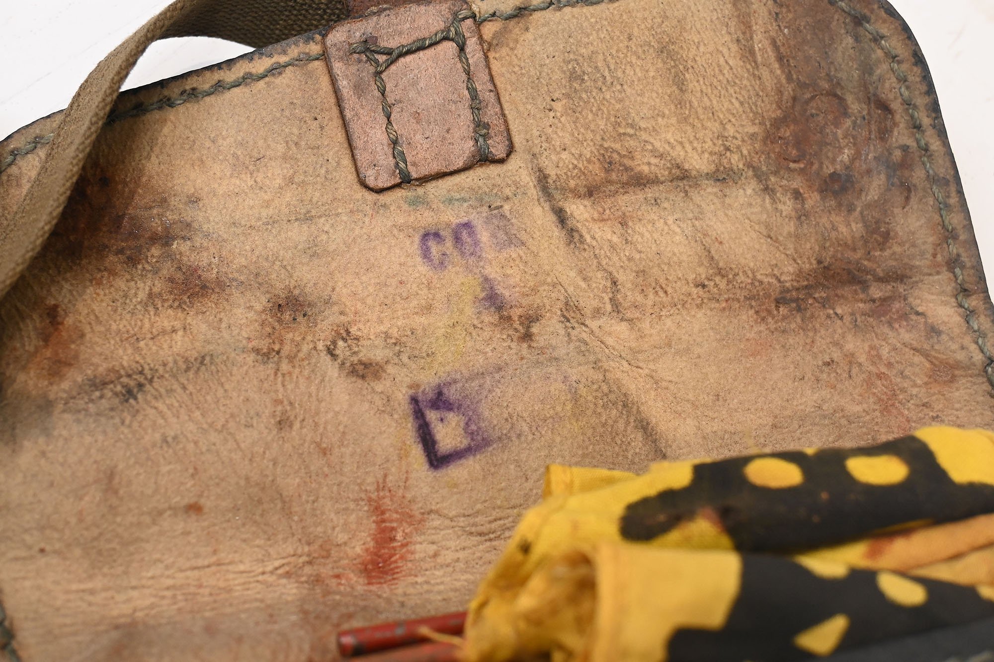 Complete Gas Warning Flag set with Pouch — image 4