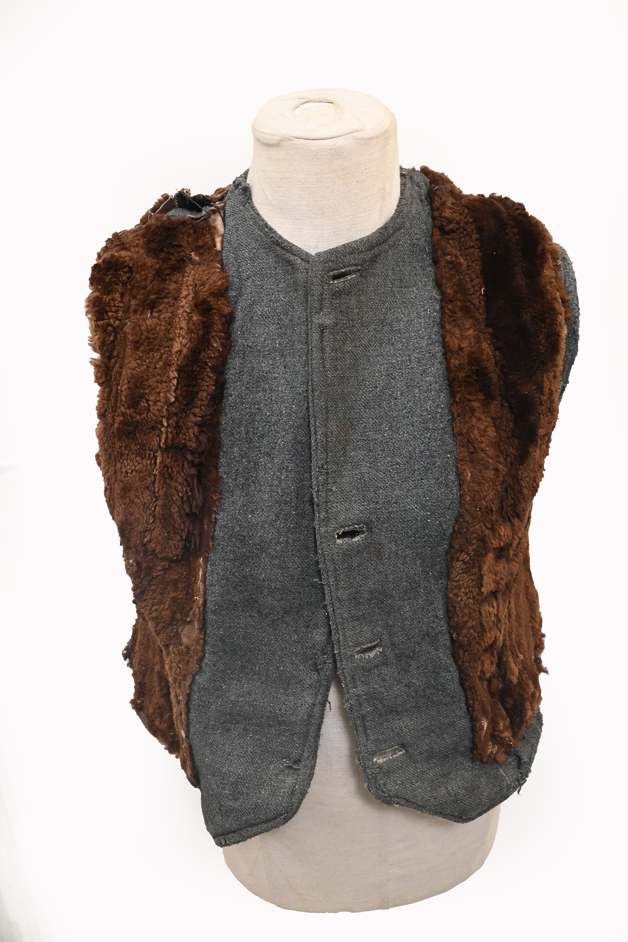 Wharf Power bodywarmer — image 7