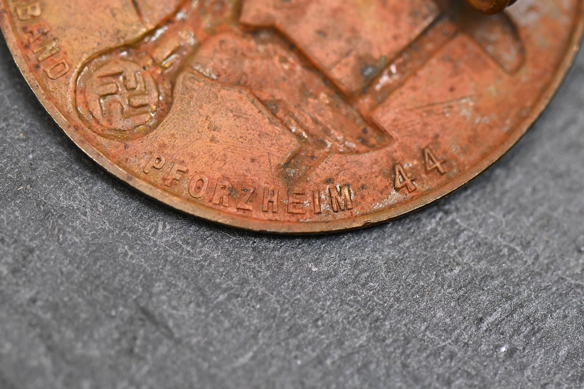 tag der arbeit badge 1934 — image 4