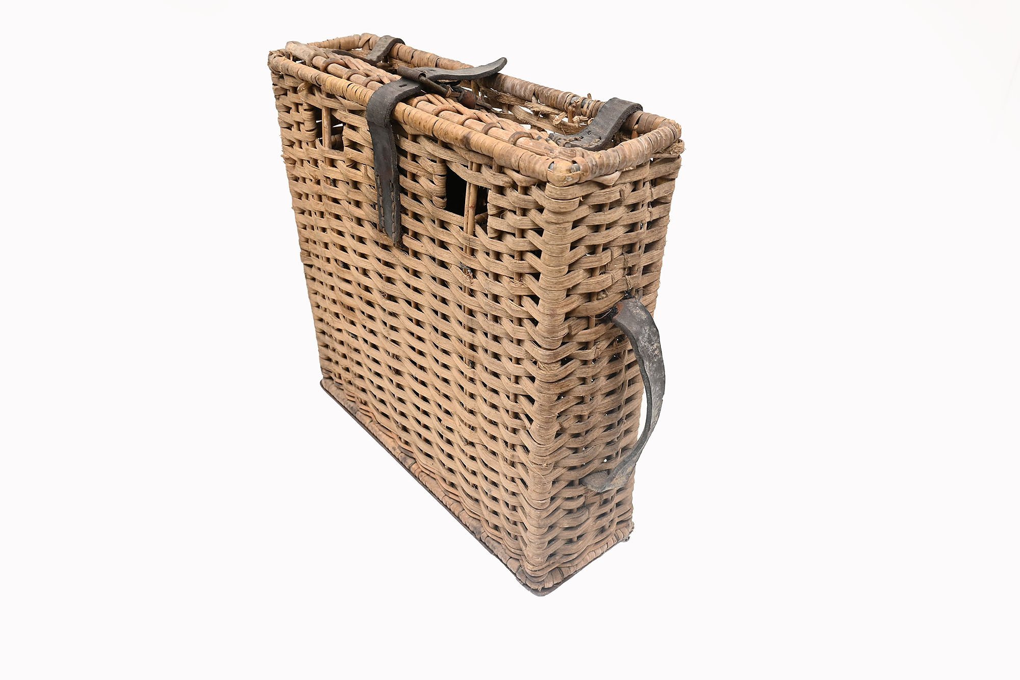 wicker ammunition basket 7.5cm lfh — image 2