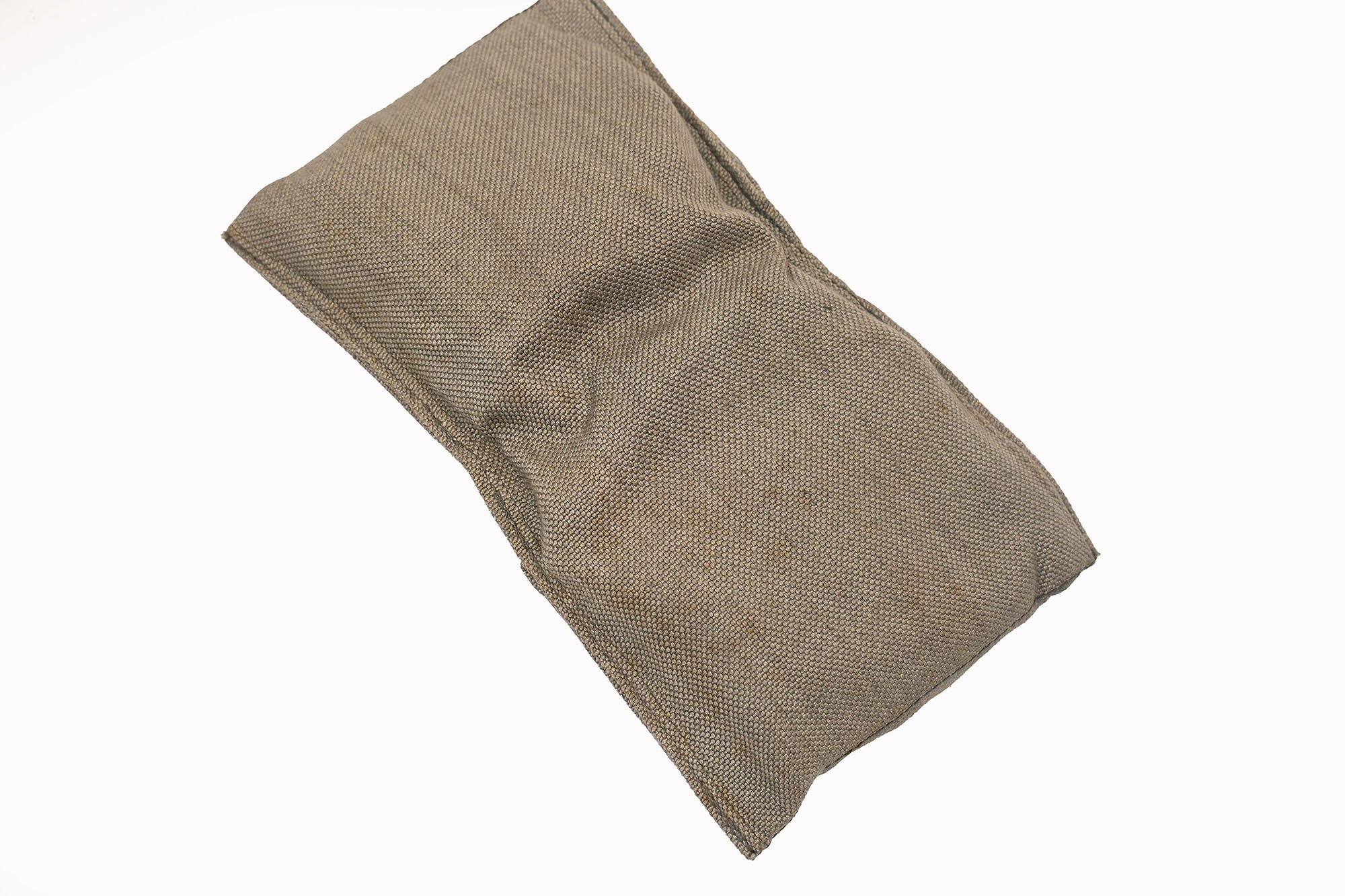 set of goggles in pouch — image 3