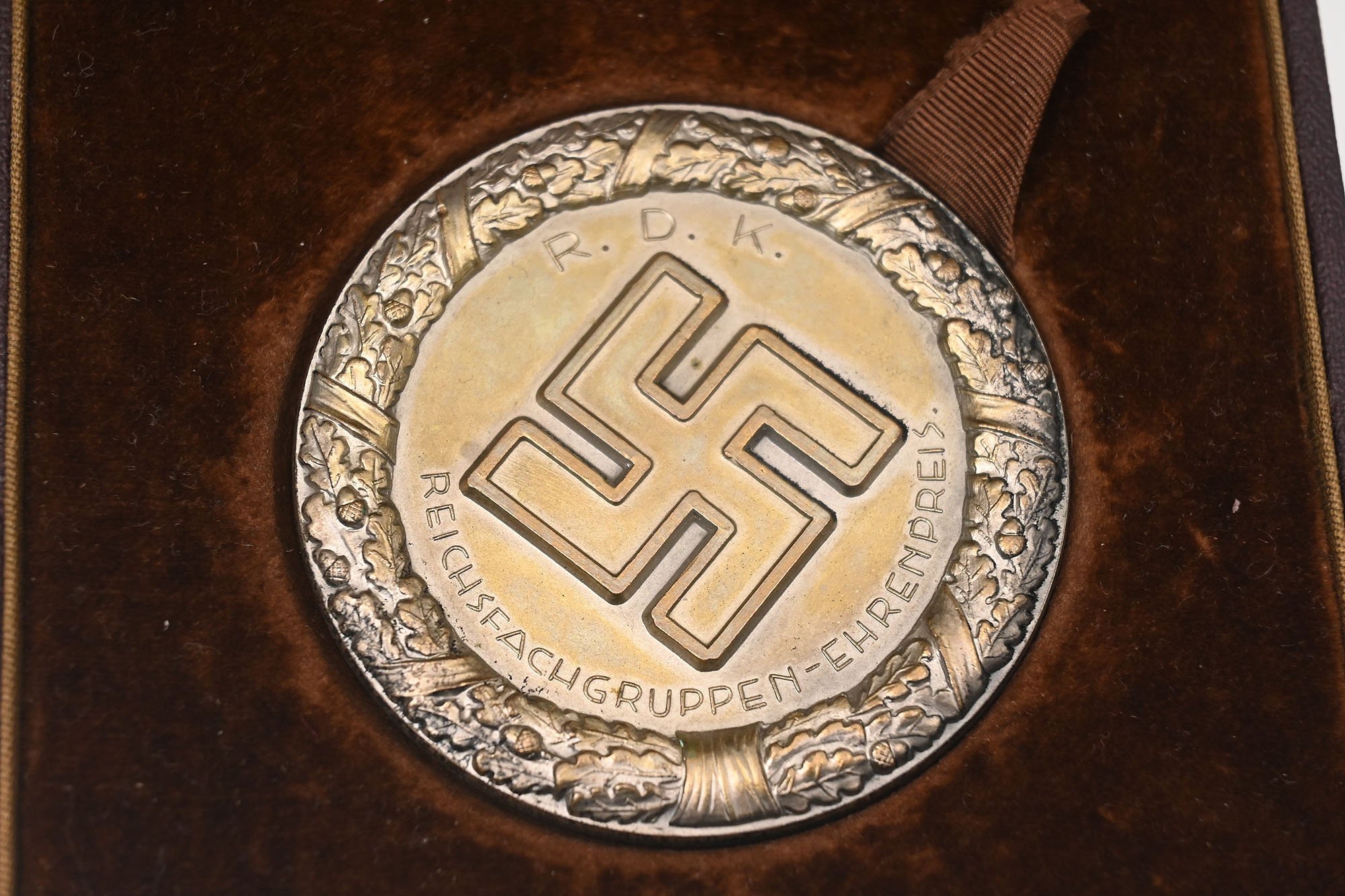 R.DK. honorary award — image 2