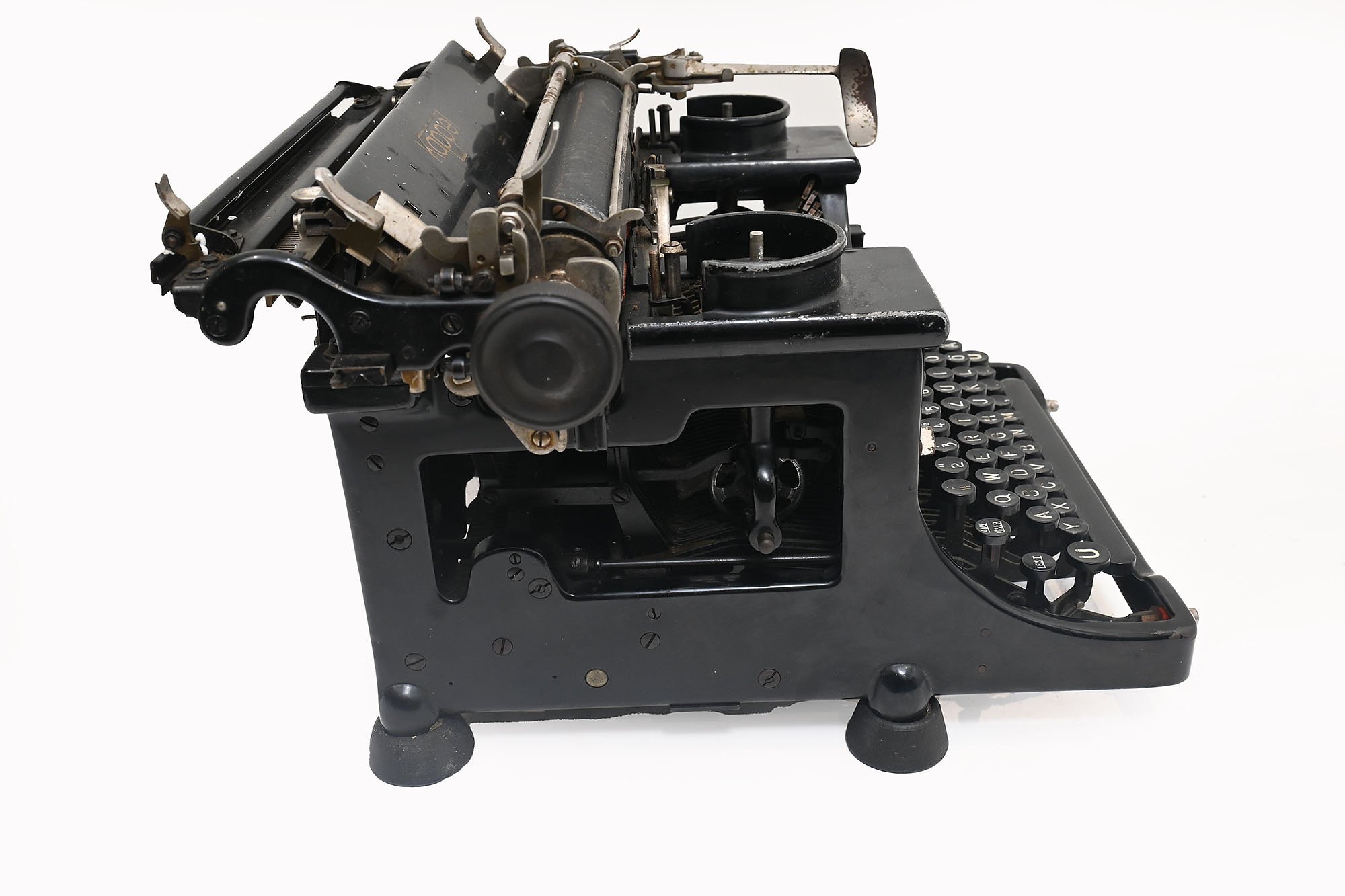 chapel SS typewriter — image 9
