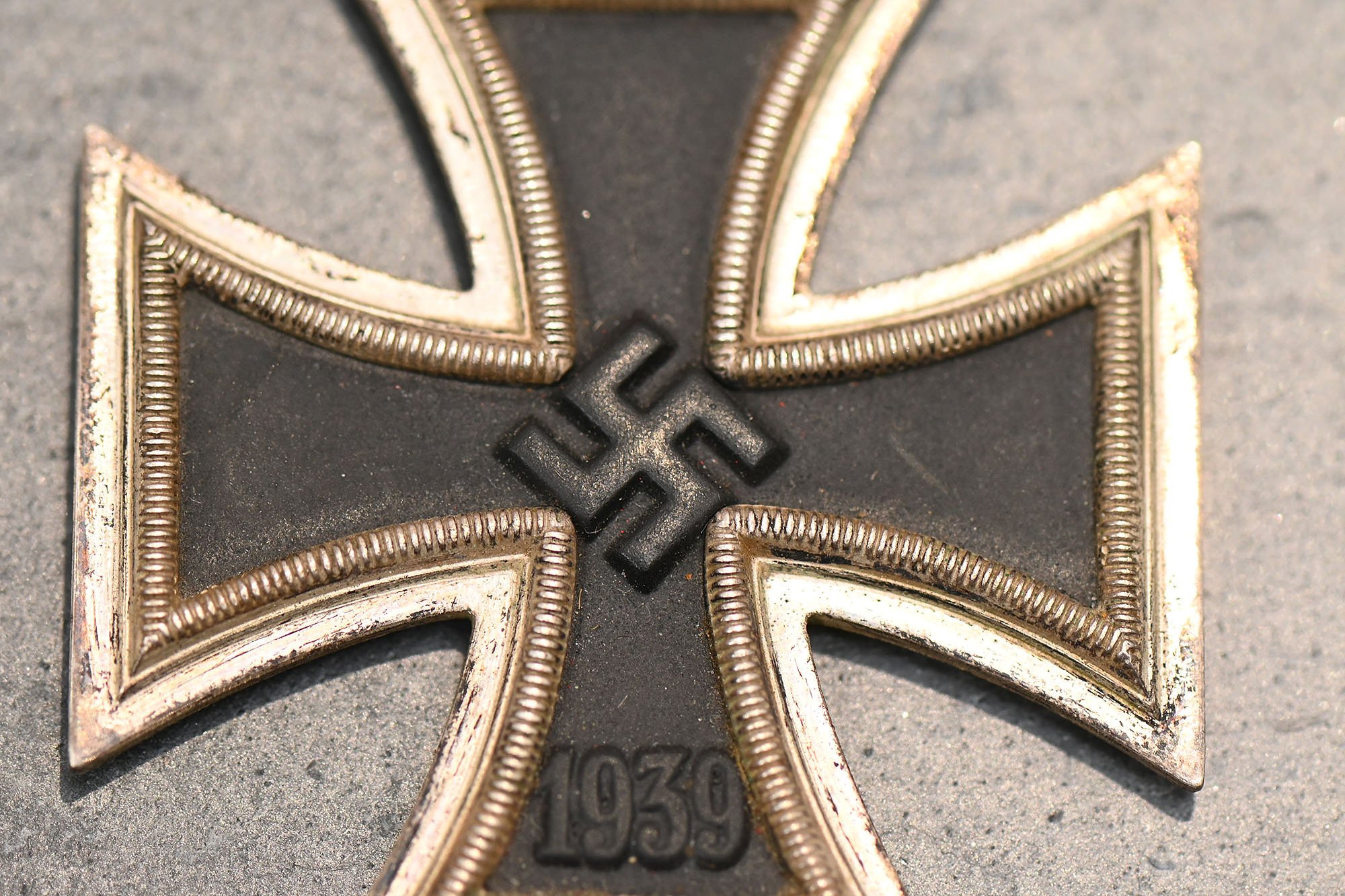 unmarked ek2 — image 9