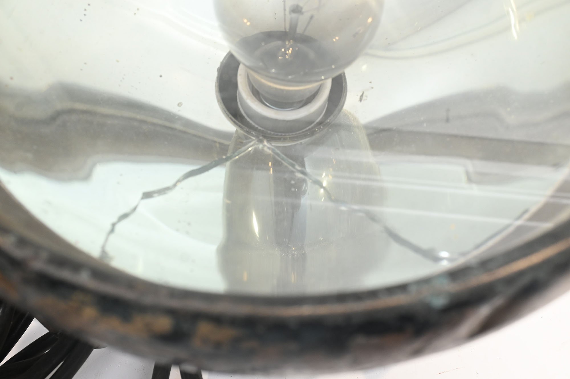 3-tone camo vehicle lamp — image 11