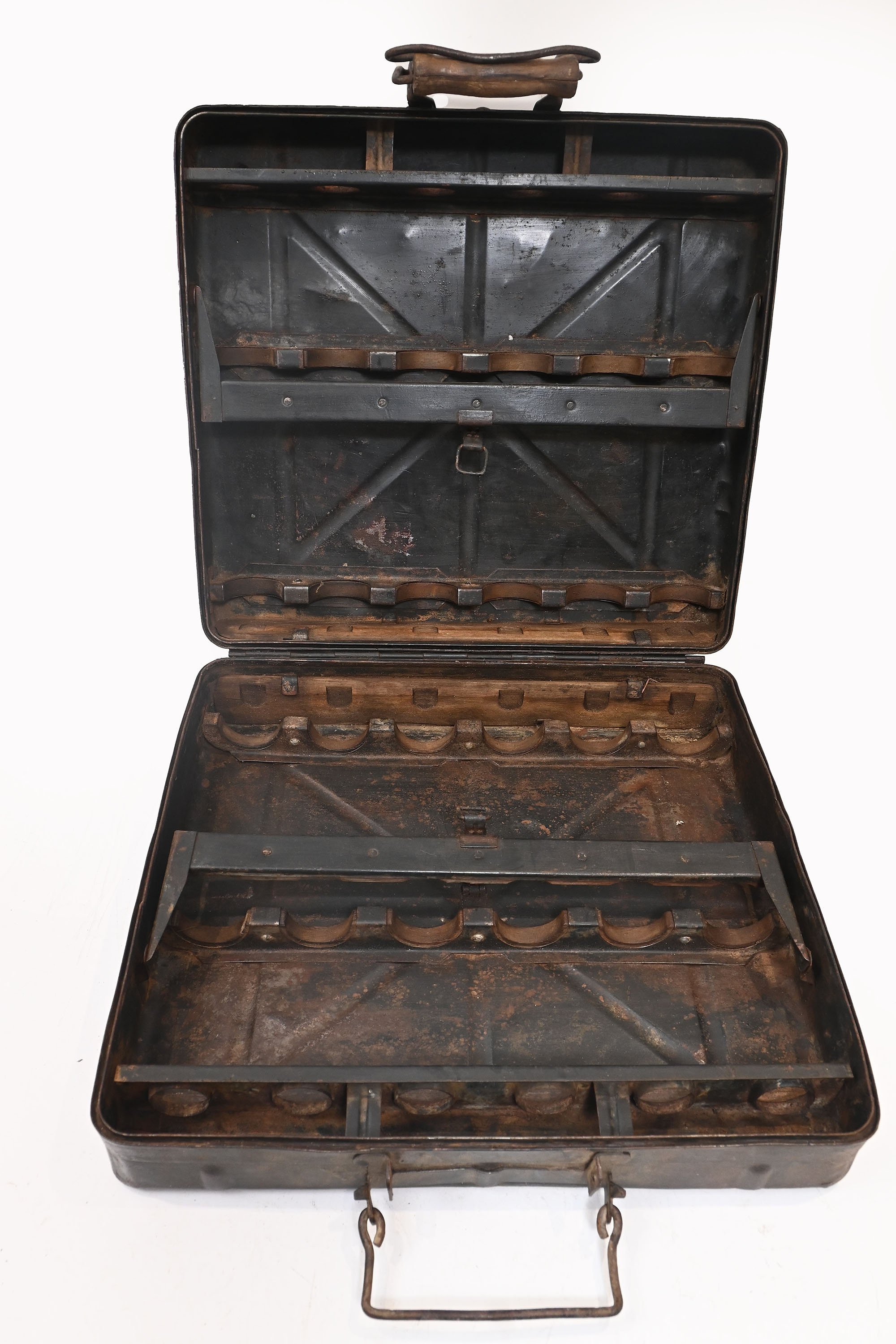 3.7cm flak crate. — image 2