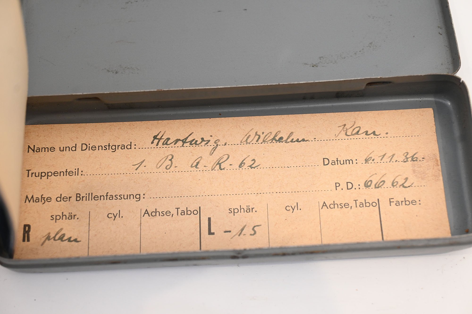 service glasses complete — image 3