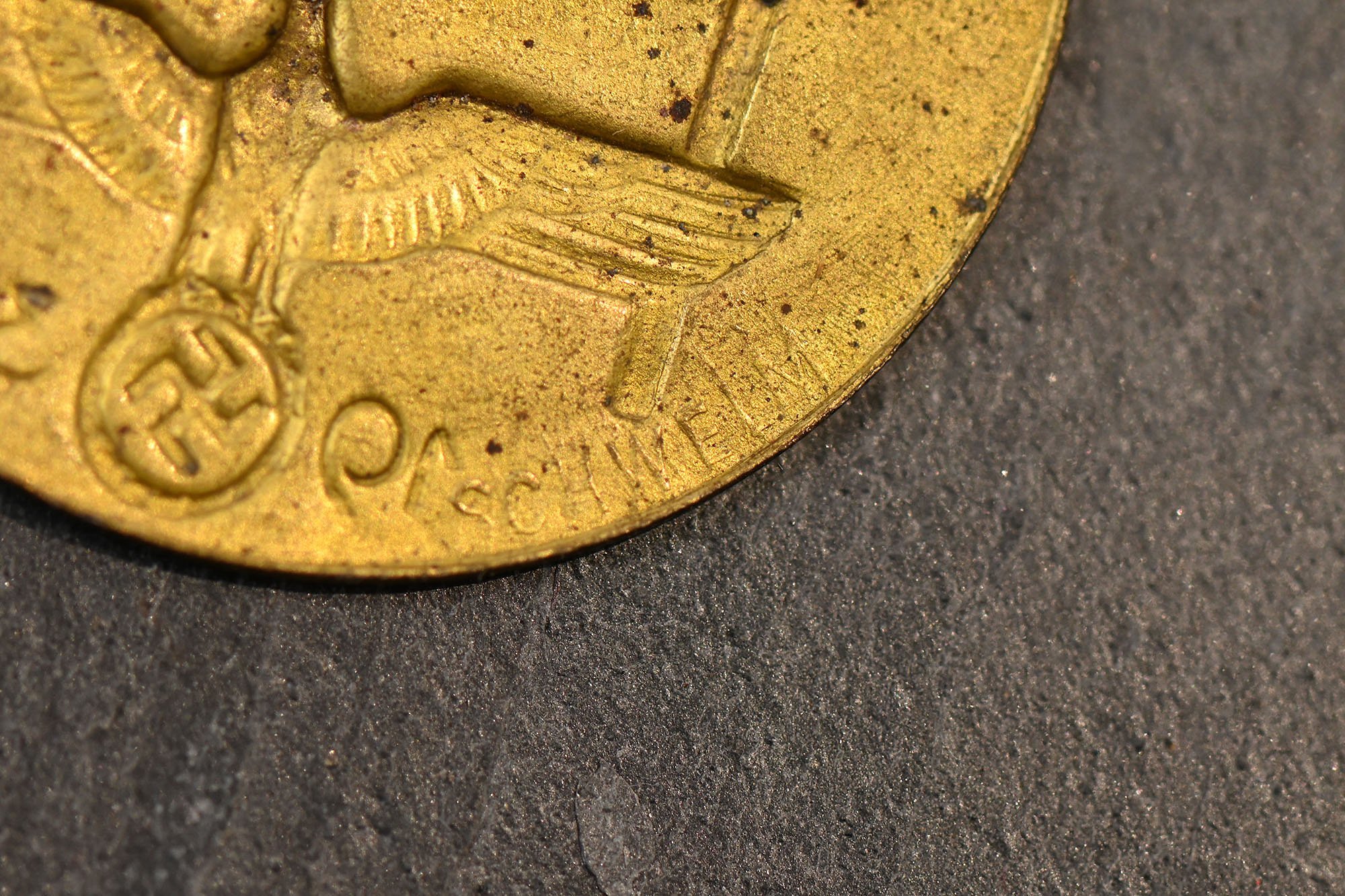 tag der arbei tinie — image 4