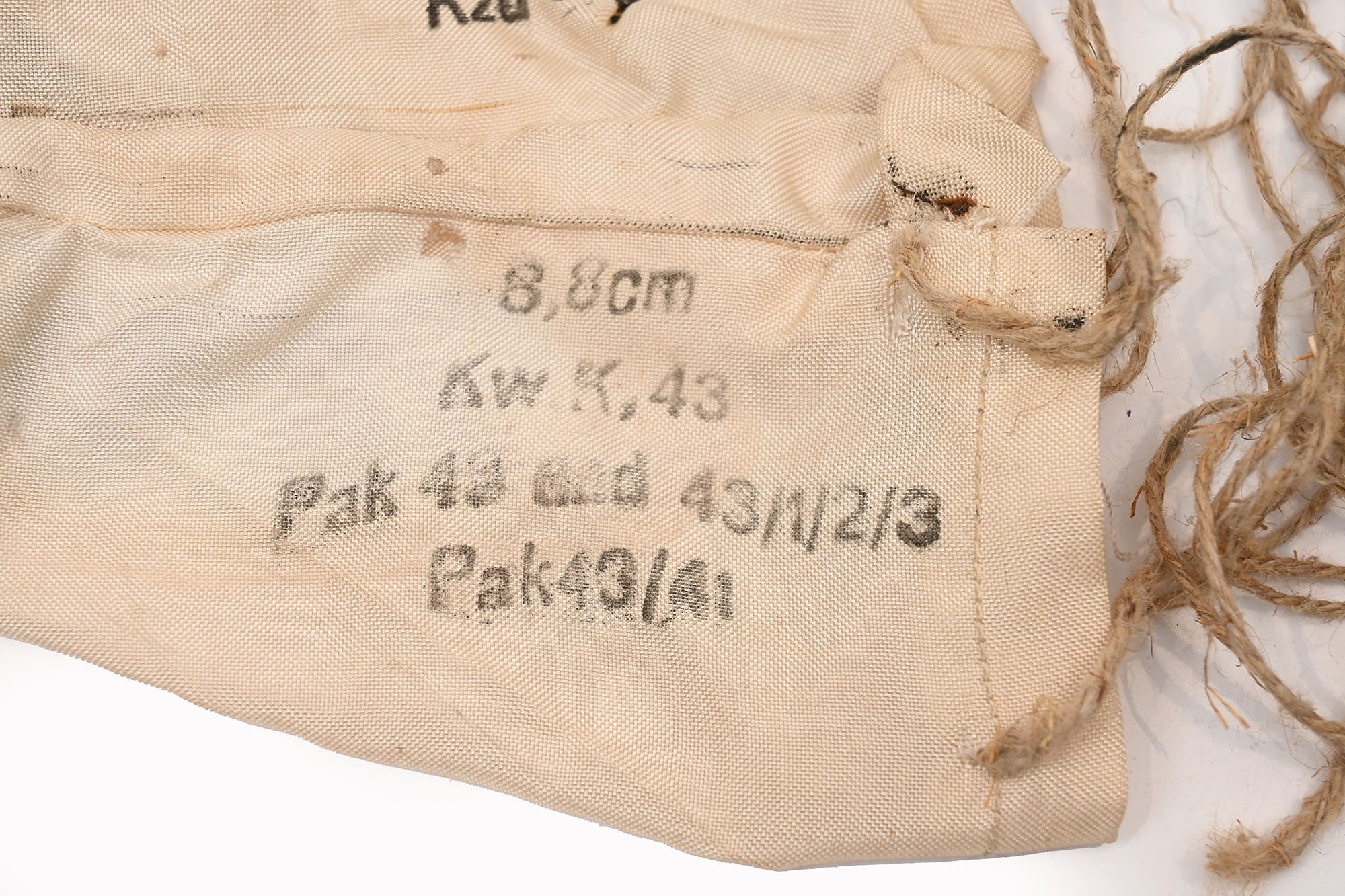 8,8cm kwk 43 propellant holder — image 2