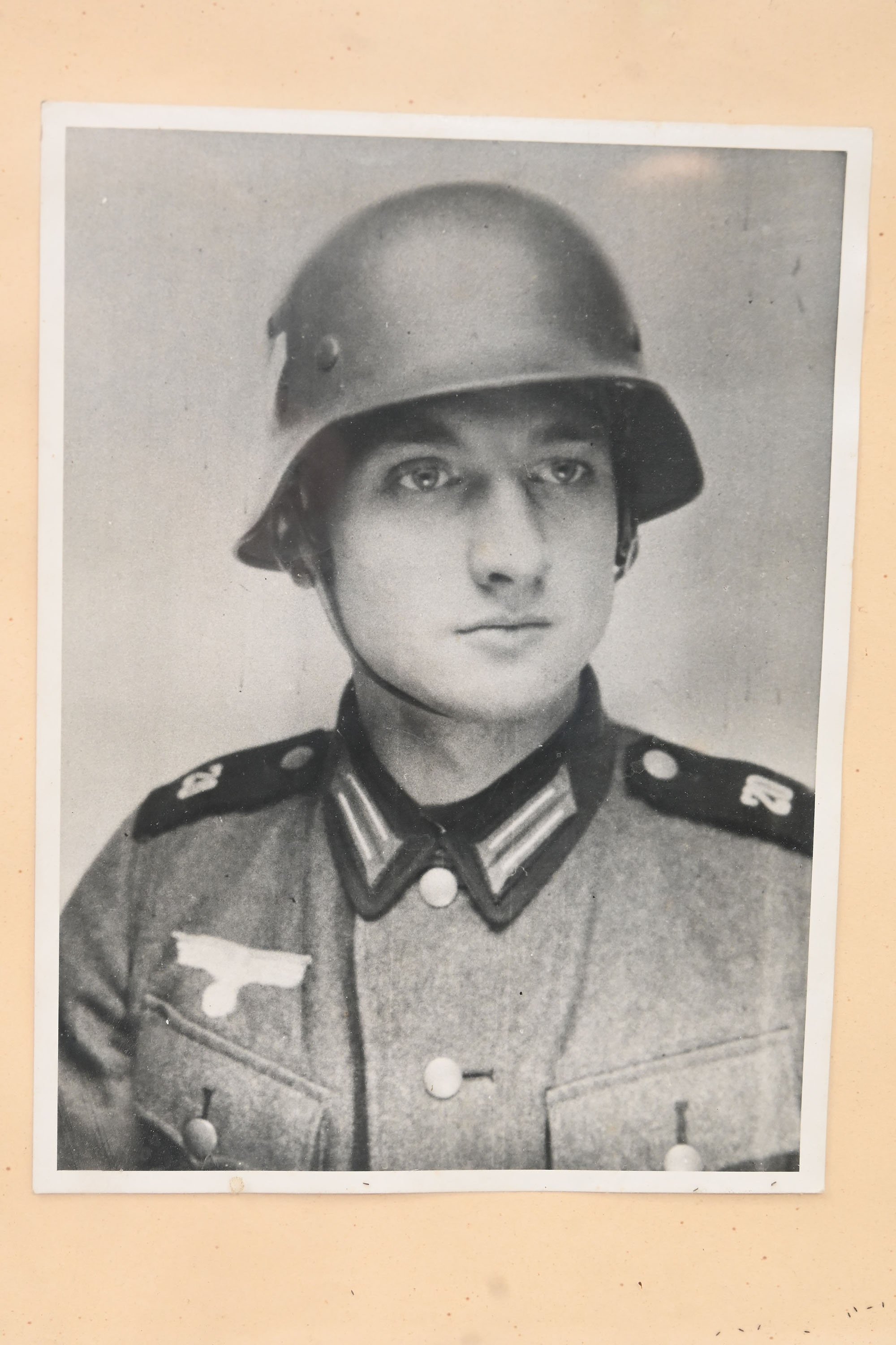 framed wehrmacht picture — image 2