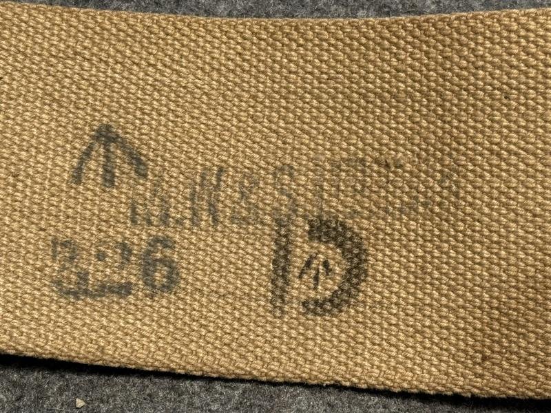 Yoke for Lewis Gun Pouches, 191? — image 3