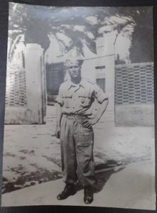 Fallschirmjäger in tropical conditions.