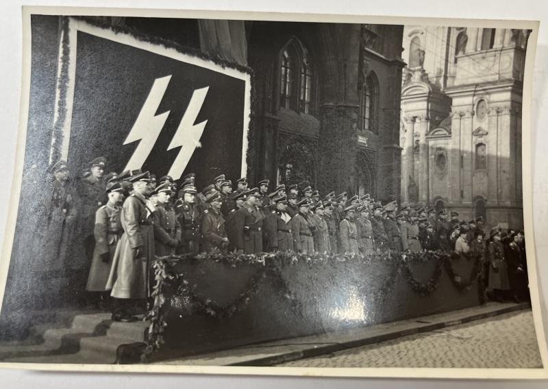 'Waffen-SS' - photo grouping - Prague — image 5