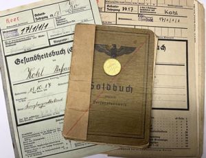 Soldbuch/Wehrstammbuch/Gesundheitsbuch - WH (Heer) - 100.Jäger Div./370.Inf.Div. - Kohl