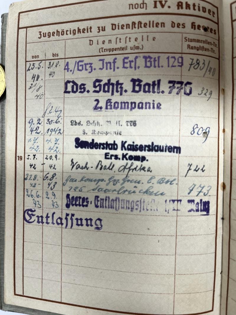 Wehrpass - WH (Heer) - Nachrichten Btl.Afrika - Schleich — image 5