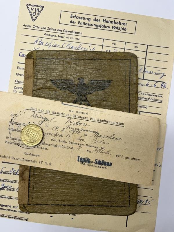 Soldbuch WH (Heer) - 12.V.G.D.Div. - Vydra