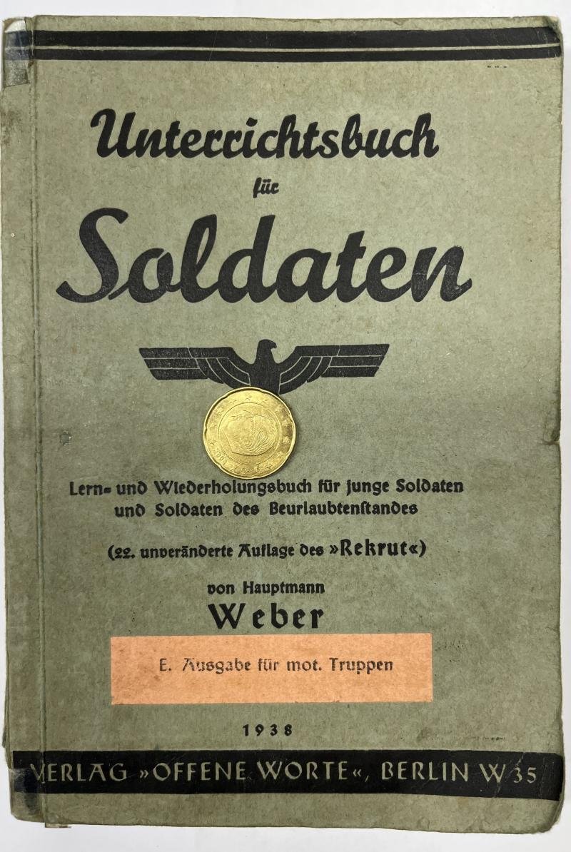 'Unterrichsbuch für Soldaten' (motorized troops) manual - 1938
