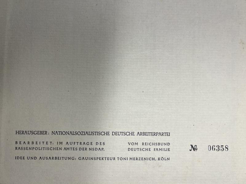 'Unser Familien Buch' book - 'Reichsbund Deutscher Familie' — image 2