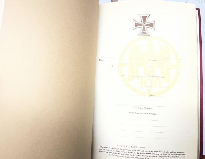 'Unser Familien Buch' book - 'Reichsbund Deutscher Familie' — image 7