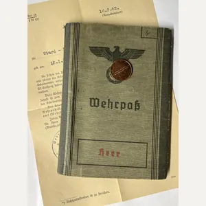 Wehrpass - WH (Heer) - s.Art.Rgt.818/11.Armee - Wiards
