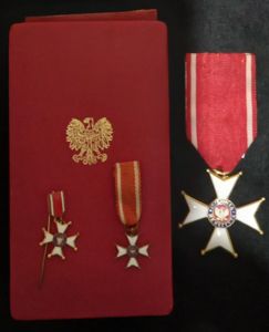 POLAND: ORDER OF POLONIA RESTITUTA KNIGHT'S CROSS