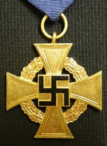 WW2 German Medal/Award