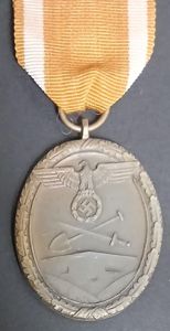 GERMAN WW2 WEST WALL MEDAL