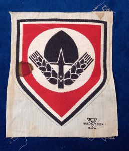 WW2 GERMAN NATION LABOUR SERVICE, SPORTS BADGE .