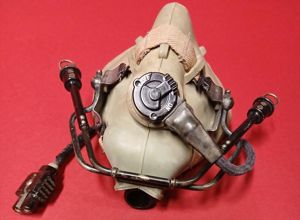 RAF TYPE R OXYGEN MASK WITH TOGGLE BAR