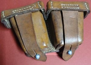 WW2 POLISH ARMY MAUSER AMMO POUCH .