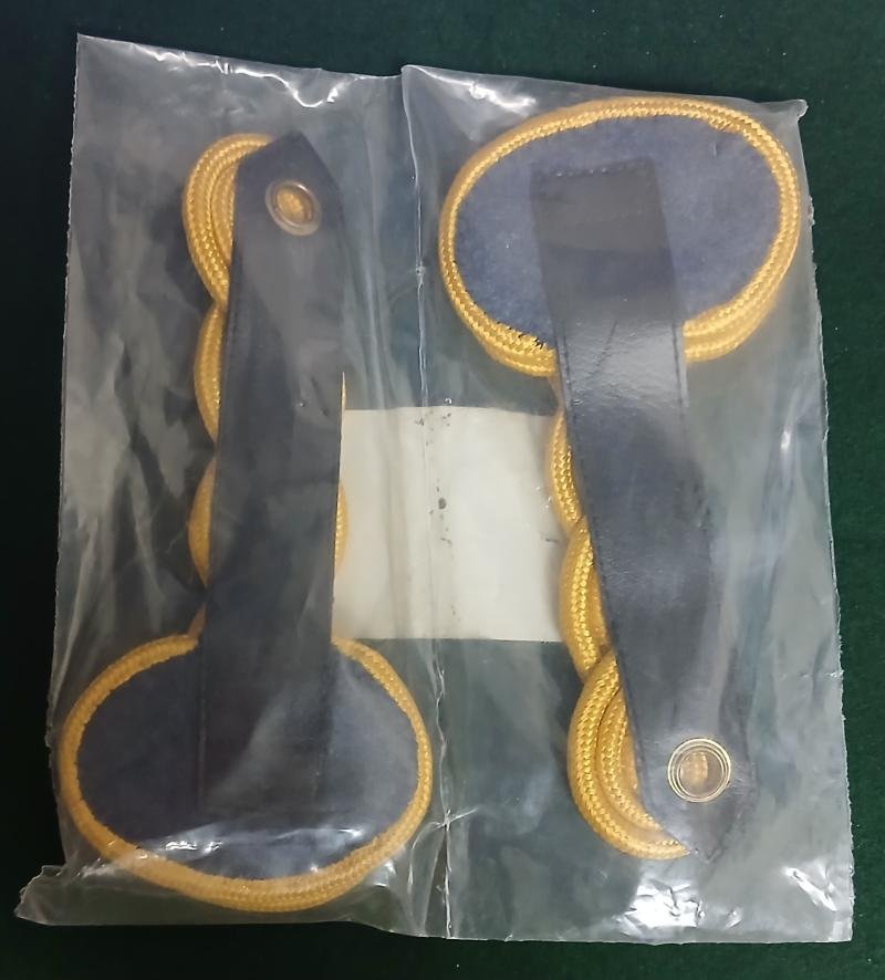 ROYAL AIR FORCE BANDSMAN — image 2