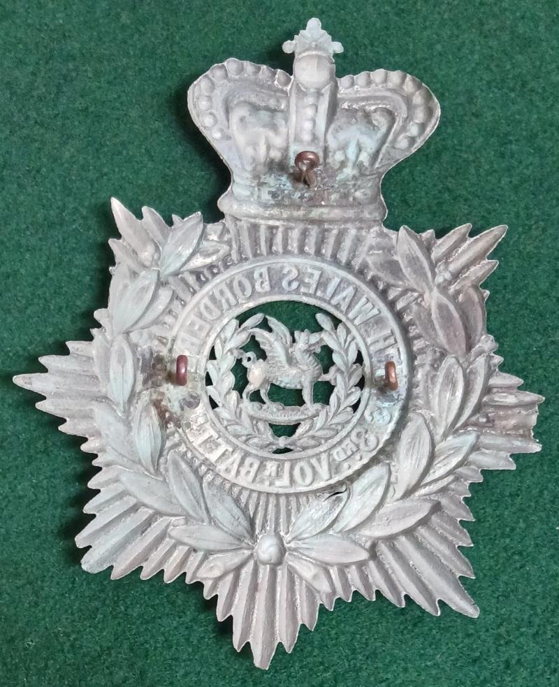 THE SOUTH WALES BORDERERS HELMET PLATE — image 2