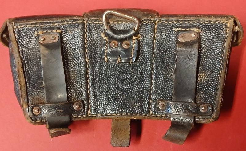 WW2 GERMAN K98 AMMUNITION POUCH — image 2
