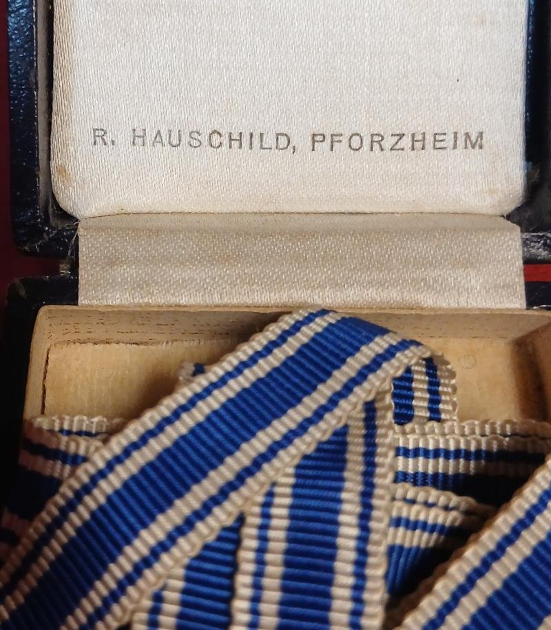 WW2 GERMAN CROSS OF HONOUR OF THE GERMAN MOTHER . — image 3