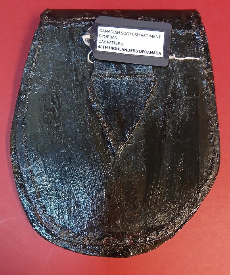 CANADIAN SCOTTISH REGIMENT SPORRAN . — image 2