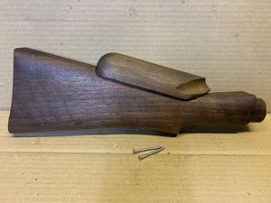 LEE ENFIELD No4 BUTT AND CHEEK REST. BUTT IS ORIGINAL, …