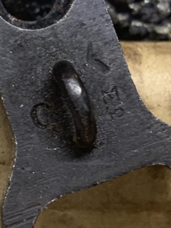 LEE ENFEILD NO4 MK1 MALTBY MARKED TRIGGER GUARD AND SCREWS . — image 2