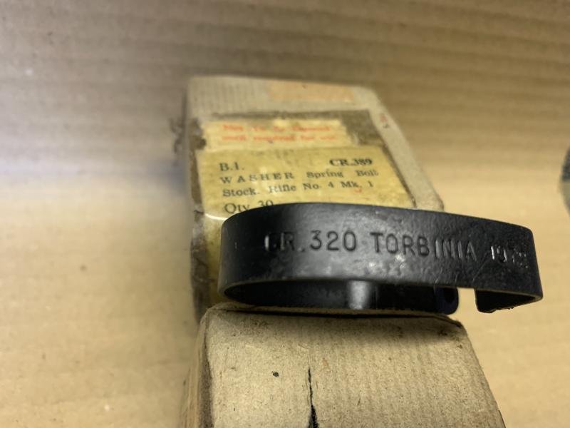 LEE ENFIELD No8 Mk1 .22 UNUSED BAND,SWIVEL AND SCREW — image 3