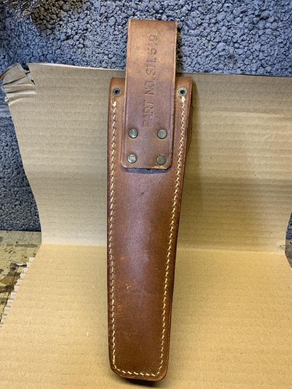LEE ENFIELD NO4 GRENADE LAUNCHER LEATHER CASE — image 2