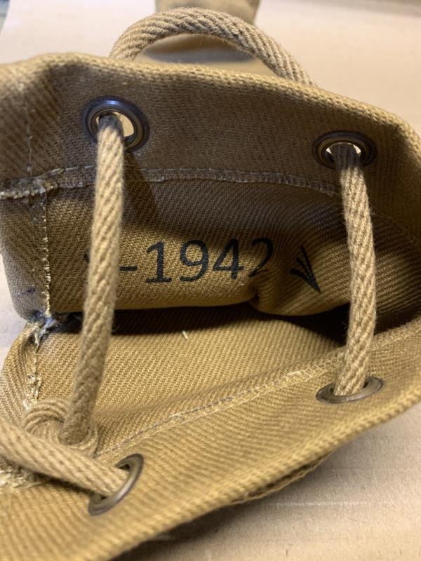 LEE ENFIELD No4/No5/SMLE REPRODUCTION ACTION COVER.WW2 1942 DATED. WELL MADE HIGH QUALITY REPRODUCTION.... — image 2