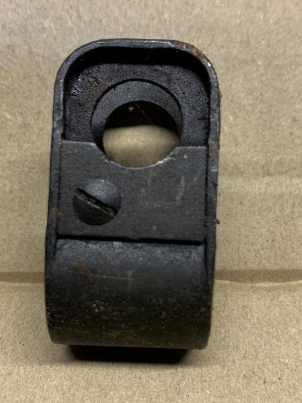 LEE ENFIELD No4 SAVAGE FRONT SIGHT PROTECTOR AND SCREW. — image 2