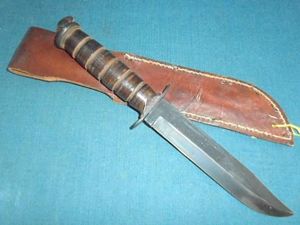 Scarce WW11 U.S.M.C Fighting Knife by Camillus S/n 02720