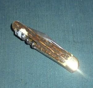 Hubectus Twin bladed Folding Knife S/n 02557